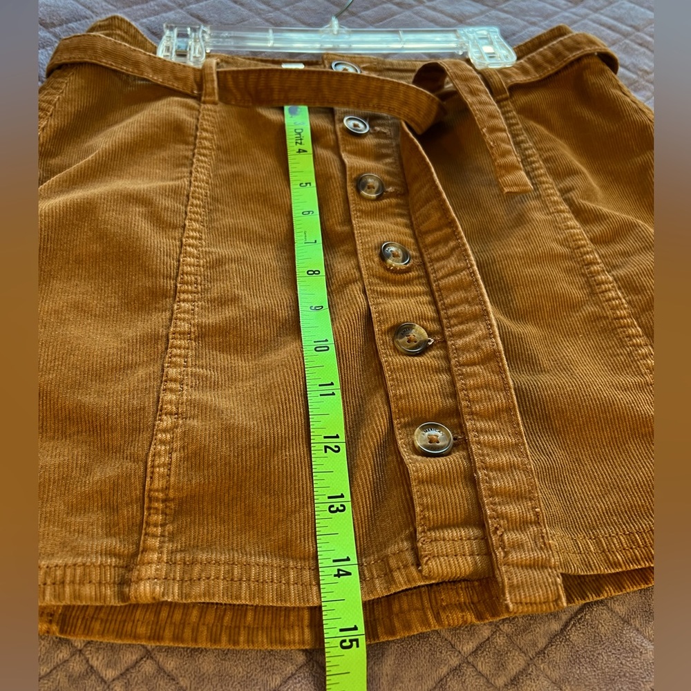American Eagle High-Rise A-Line Corduroy Skirt in a Warm Spice Color, Size 4 - Picture 5 of 7